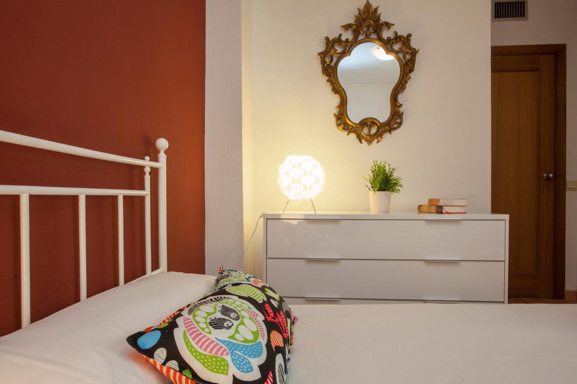 Singular Apartments Jorge Juan Valencia Rom bilde